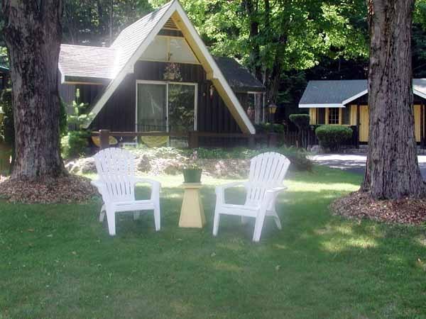 Amber Lantern Duplex Cottage Lake George Rum bild